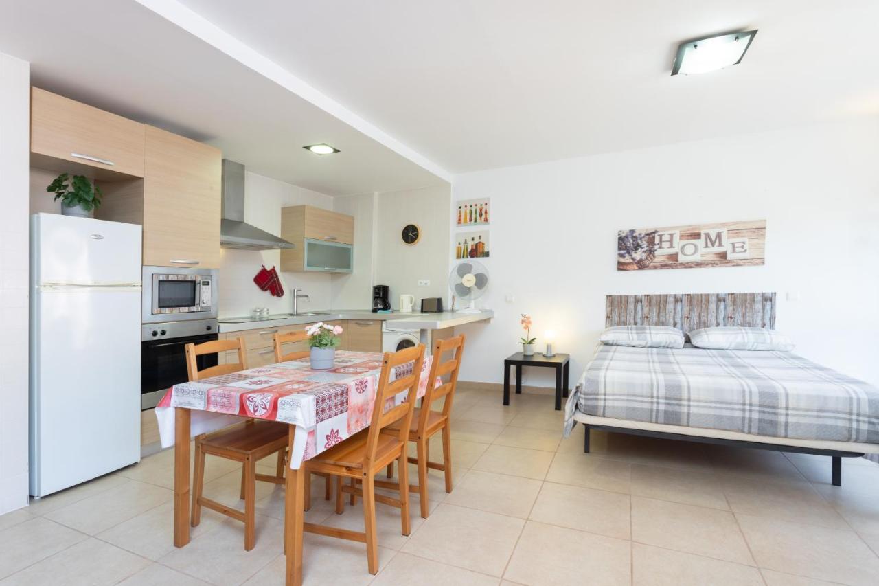 Palm Mar Studio Apartment Bagian luar foto
